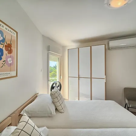 A 2 Spacious W Big Balcony 4 Min Walk To Apartmán *