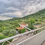 A 2 Spacious W Big Balcony 4 Min Walk To Split
