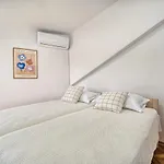 Apartment A - Luxury W Big Balcony 4 Min Walk To