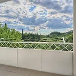 A 2 Luxury W Big Balcony 4 Min Walk To Apartment Split