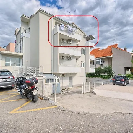 アパート A - Luxury W Big Balcony 4 Min Walk To