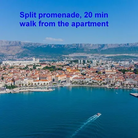 A - Luxury W Big Balcony 4 Min Walk To *