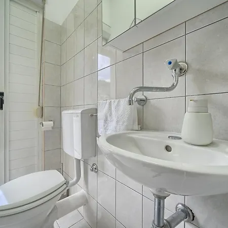 アパート A - Luxury W Big Balcony 4 Min Walk To