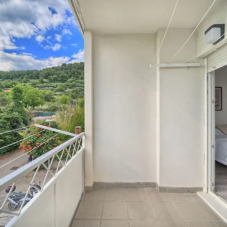 Appartement A 2 Spacious W Big Balcony 4 Min Walk To *